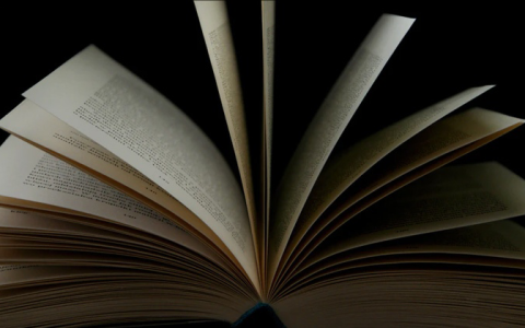 范仲淹的渔家傲如何开创豪放词先声？